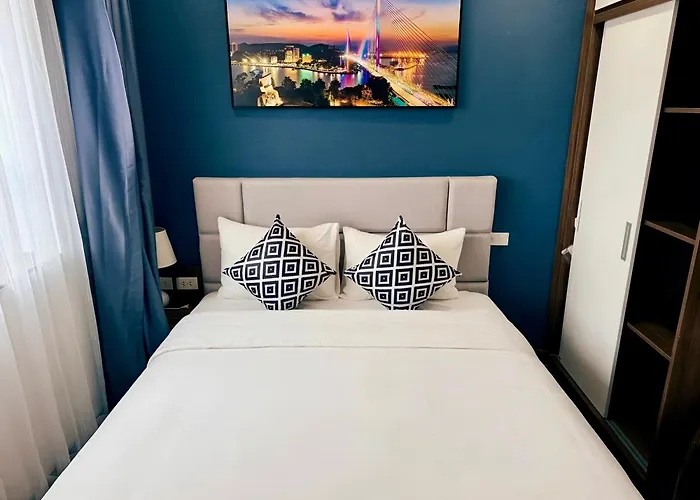 Spacious 2br In Hon Gai Center, *