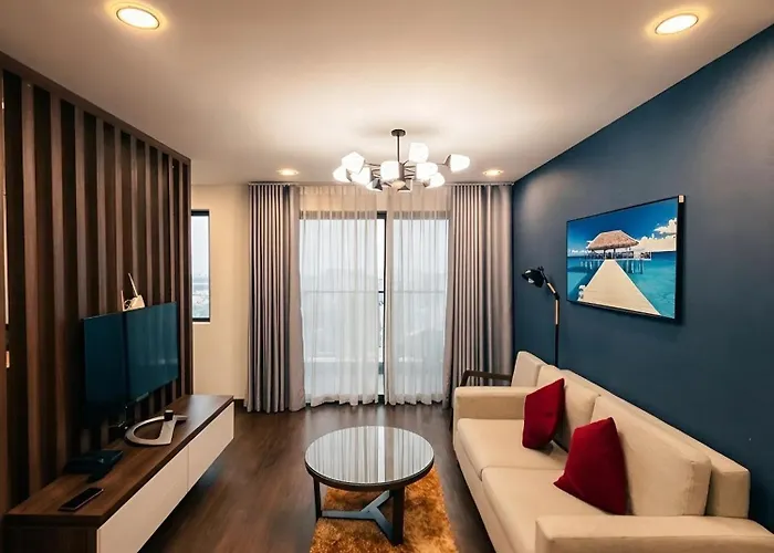 Spacious 2br In Hon Gai Center,