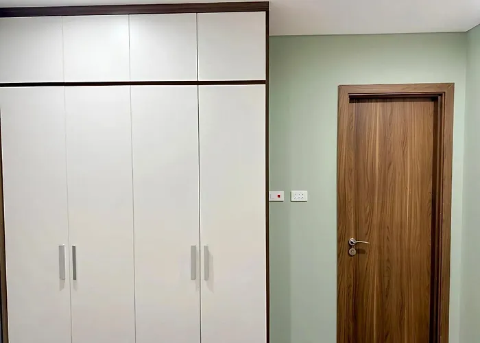 Spacious 2br In Hon Gai Center, Apartment