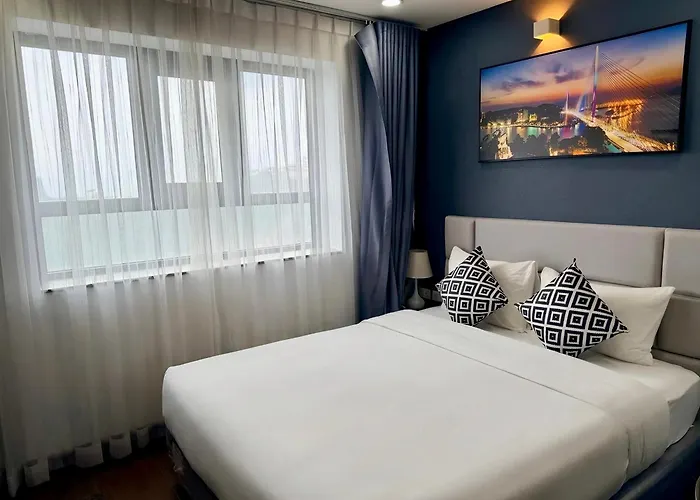 Apartment Spacious 2br In Hon Gai Center, *