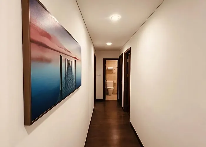 Spacious 2br In Hon Gai Center, Apartment *
