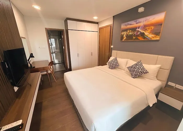 Spacious 2br In Hon Gai Center, Ha Long