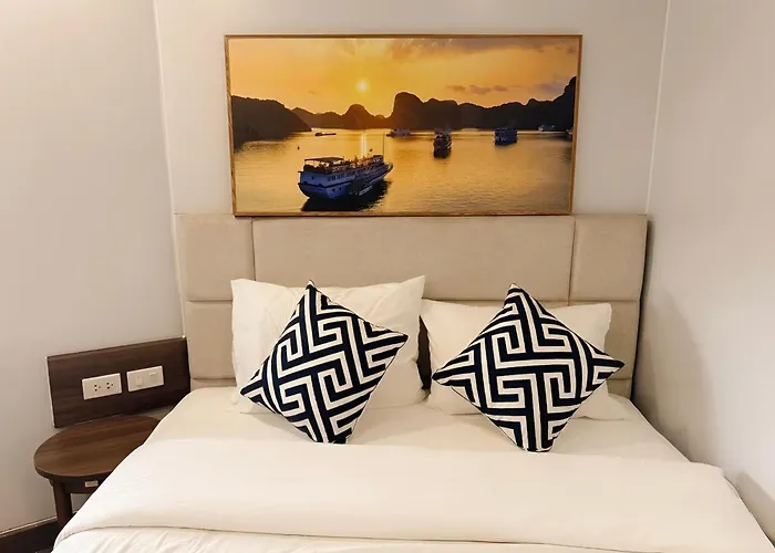 Spacious 2br In Hon Gai Center, Apartment *