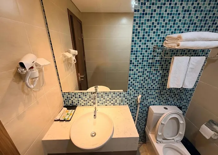 Apartment Spacious 2br In Hon Gai Center,
